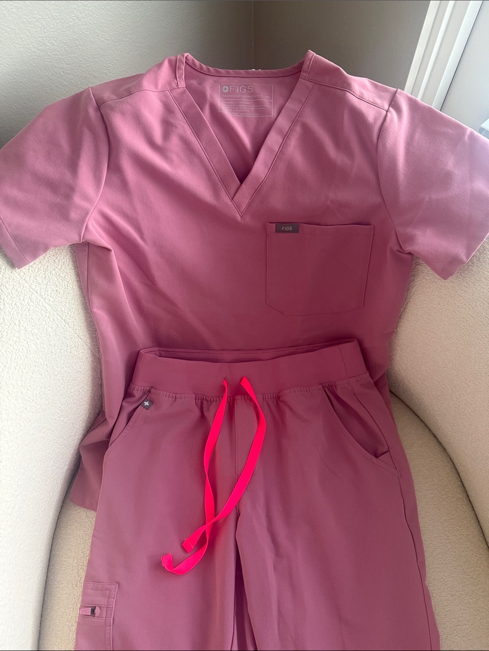 Figs Size XS Women's Scrub Top AND Pants